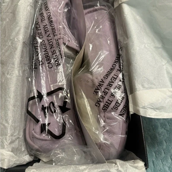 Coach Lavender Leather Flats - Picture 4 of 5